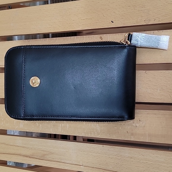 🎁 Versace Calfskin La Medusa Zip Around Lanyard Pouch - Picture 10 of 13